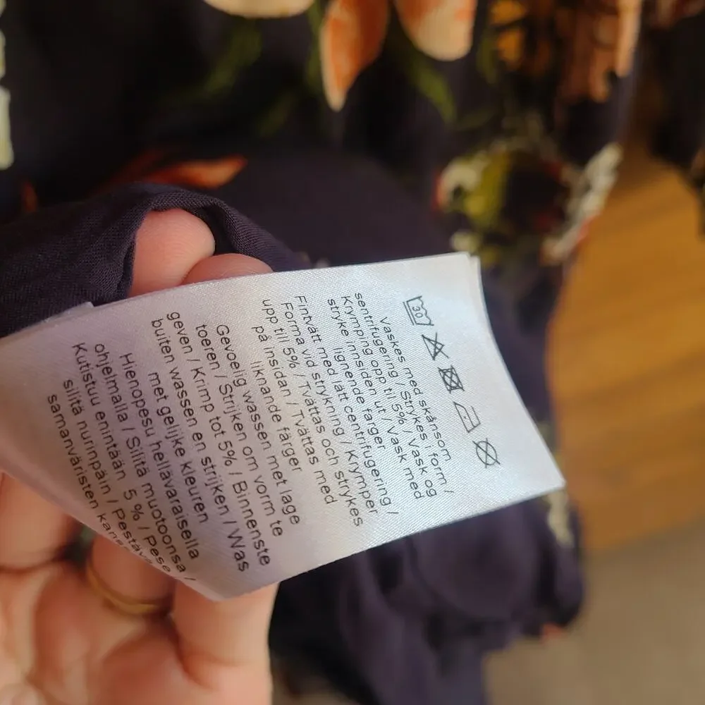 Anthropologie Dress Cally Floral NWT Gestuz Black Long Sleeve US 10 Vneck Boho - Picture 8 of 8